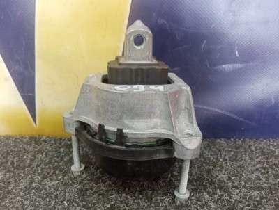 Б/у Подушка двигуна BMW XM G09