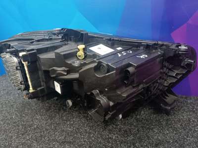 Б/у Фара передня ліва BMW X5 G05