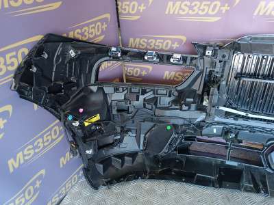 Б/у Бампер передній BMW X7 G07