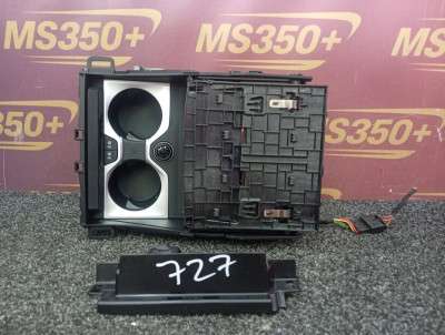 Б/у Підсклянник BMW X7 G07