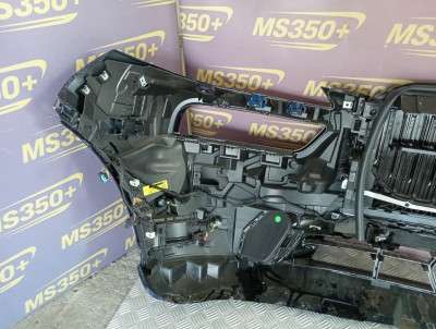 Б/у Бампер передній BMW X7 G07