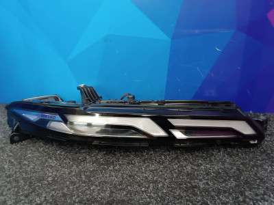 Б/у Фара передня права BMW X7 G07