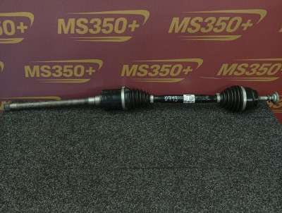 Б/у Піввісь передня права (привідний вал шрус) BMW X7 G07