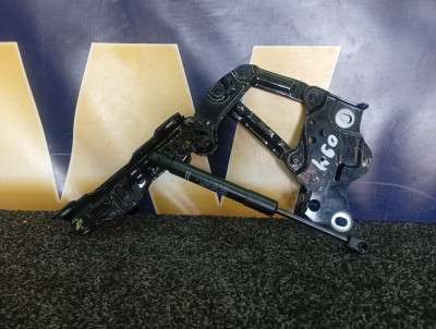 Б/у Петля капота права BMW XM G09