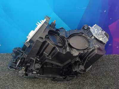 Б/у Фара передня права BMW X3 G01