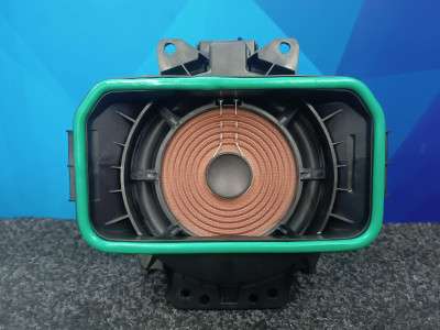 Б/в Сабвуфер BMW X5 G05