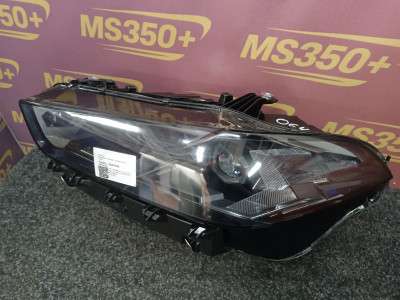 Б/в Фара передняя левая BMW X6 G06