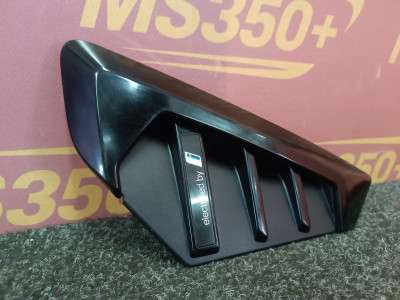 Б/у Накладка декоративна (молдинг) переднього правого крила BMW X5 G05