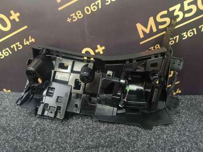 Б/у Кронштейн (кріплення) заднього бампера правий BMW X5 G05