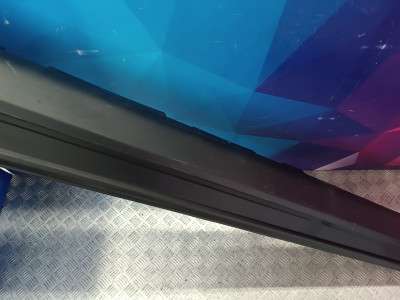 Б/в Наружна накладка на порог правая BMW XM G09