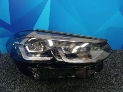 Б/у Фара передня права BMW X3 G01