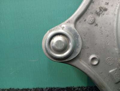 Б/в Рычаг передний правый BMW X7 G07