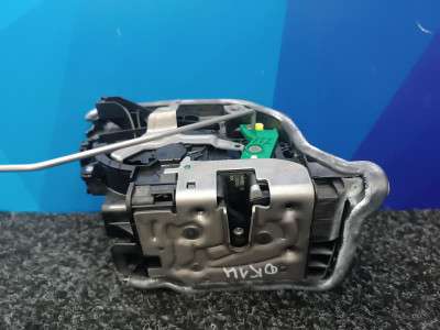 Б/у Замок дверей задньої правої BMW X5 G05