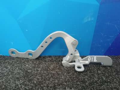 Б/у Петля кришкі (двері) багажника права BMW X3 G01