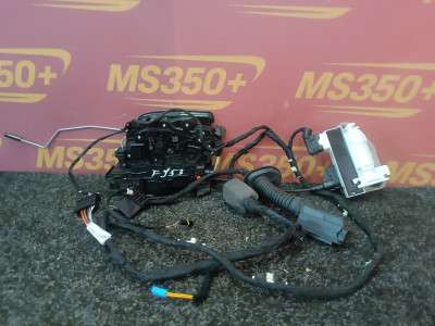 Б/у Замок дверей задньої правої BMW X5M F95