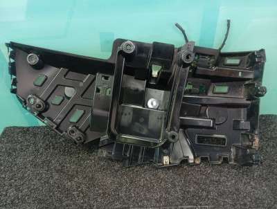 Б/у Кронштейн (кріплення) заднього бампера правий BMW XM G09