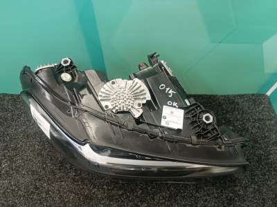 Б/у Фара передня права BMW X3 G01