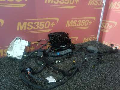 Б/у Замок дверей передньої лівої BMW X5M F95