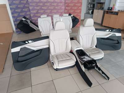 Б/у Салон (сидіння) комплект BMW X7 G07