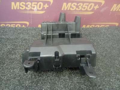 Б/у Кронштейн (кріпленя) блоку запобіжників BMW X5 G05 - 2