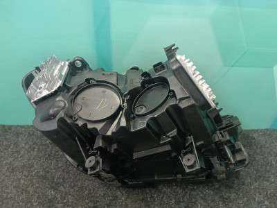 Б/у Фара передня ліва BMW X4 G02