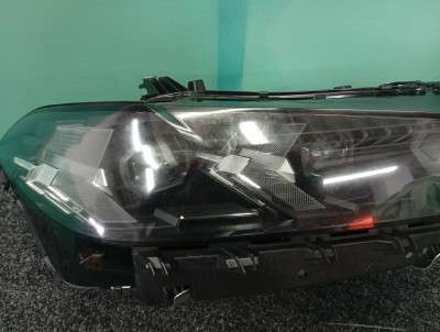 Б/у Фара передня права BMW X5 G05