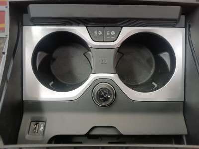 Б/у Підсклянник BMW X5 G05