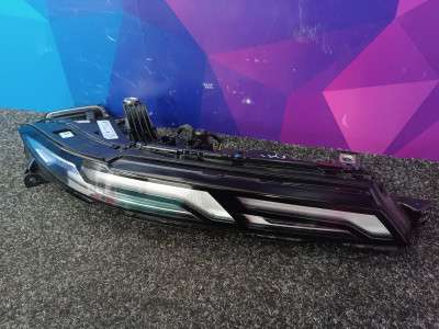 Б/у Фара передня права BMW X7 G07