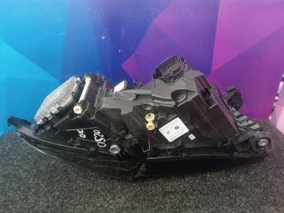 Б/у Фара передня права BMW X5 G05