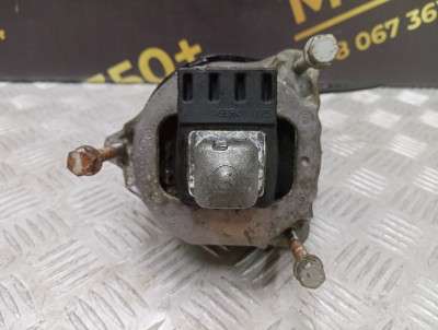 Б/у Подушка двигуна права BMW X5 G05