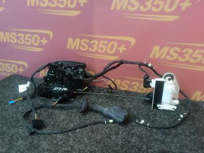Б/у Замок дверей задньої правої BMW X7 G07