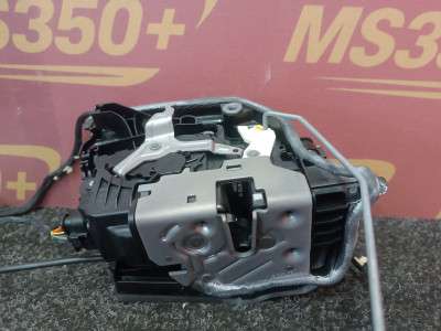 Б/у Замок дверей передньої правої BMW X5M F95