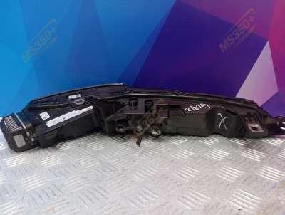 Б/у Фара передня ліва BMW X7 G07