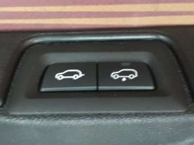 Б/у Захист замку кришки багажника BMW X5 G05