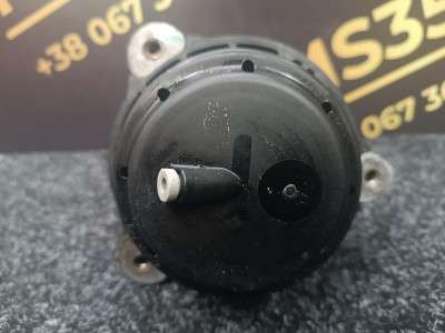Б/у Подушка двигуна BMW X5 G05