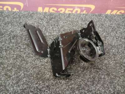 Б/у Кронштейн BMW X5 G05