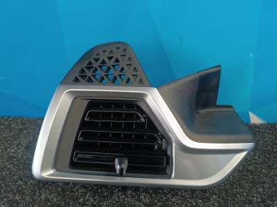 Б/у Дефлектор обдування салону BMW X7 G07