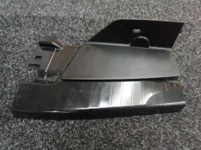 Б/у Кронштейн (кріплення) заднього бампера правий BMW X7 G07