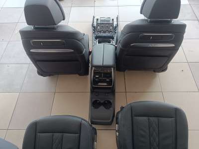 Б/у Салон (сидіння) комплект BMW X7 G07