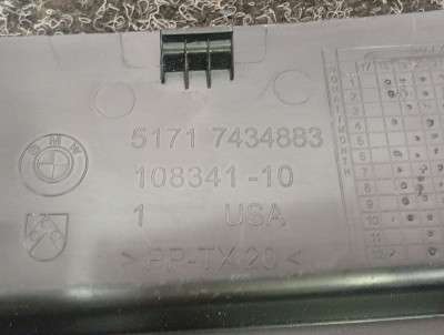 Б/у Решітка жабо BMW XM G09