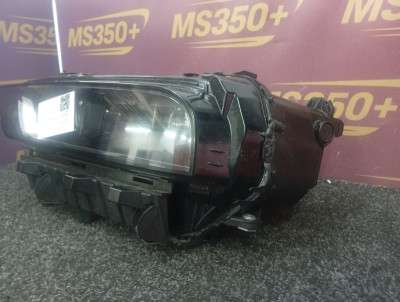 Б/у Фара передня ліва BMW X7 G07