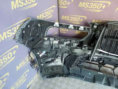 Б/у Бампер передній BMW X7 G07