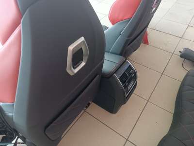 Б/у Салон (сидіння) комплект BMW XM G09