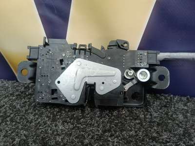 Б/в Замок крышки (двери) багажника BMW X5 G05
