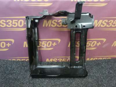 Б/у Кронштейн BMW X5M F95