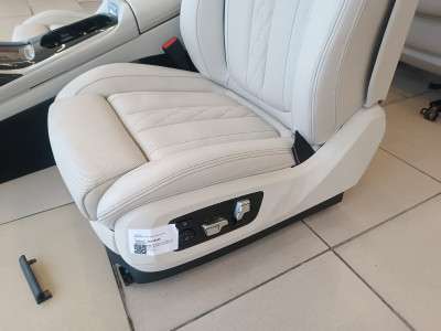 Б/в Салон (сидения) комплект BMW X7 G07