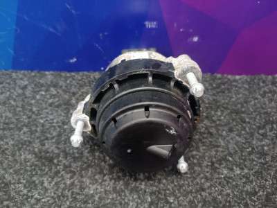 Б/у Подушка двигуна BMW X3 G01