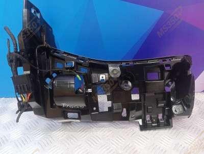 Б/в Кронштейн (крепление) заднего бампера левый BMW X5 G05
