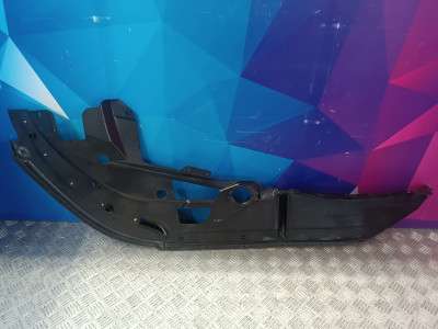 Б/у Ущільнювач капота BMW XM G09