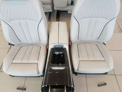 Б/в Салон (сидения) комплект BMW X7 G07
